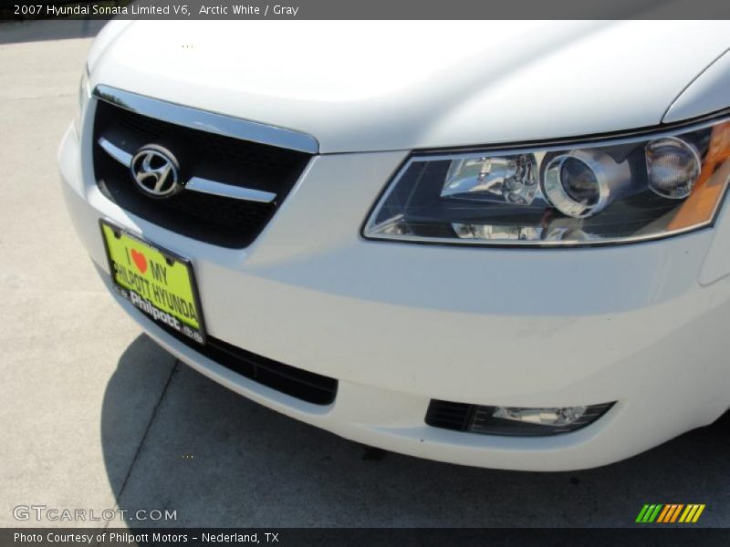 Arctic White / Gray 2007 Hyundai Sonata Limited V6
