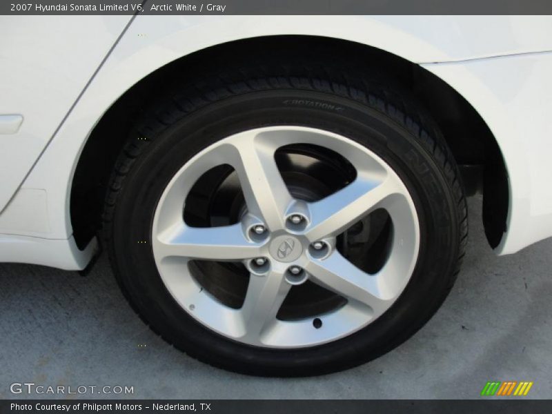 Arctic White / Gray 2007 Hyundai Sonata Limited V6