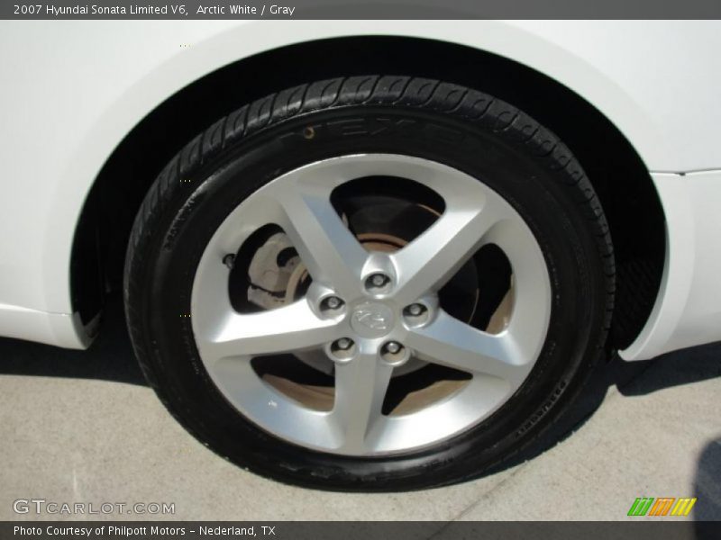 Arctic White / Gray 2007 Hyundai Sonata Limited V6