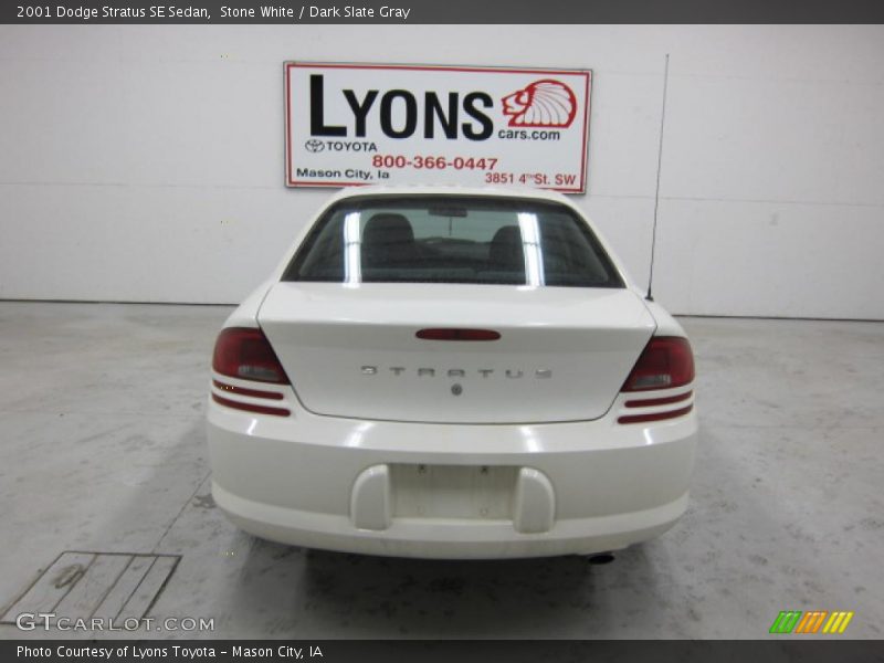 Stone White / Dark Slate Gray 2001 Dodge Stratus SE Sedan