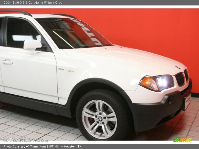 Alpine White / Grey 2004 BMW X3 3.0i