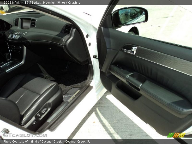 Moonlight White / Graphite 2008 Infiniti M 35 S Sedan
