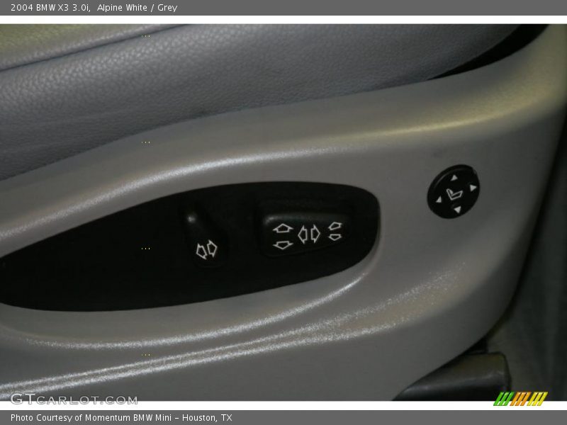 Alpine White / Grey 2004 BMW X3 3.0i
