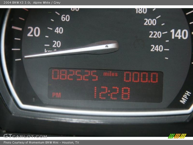 Alpine White / Grey 2004 BMW X3 3.0i