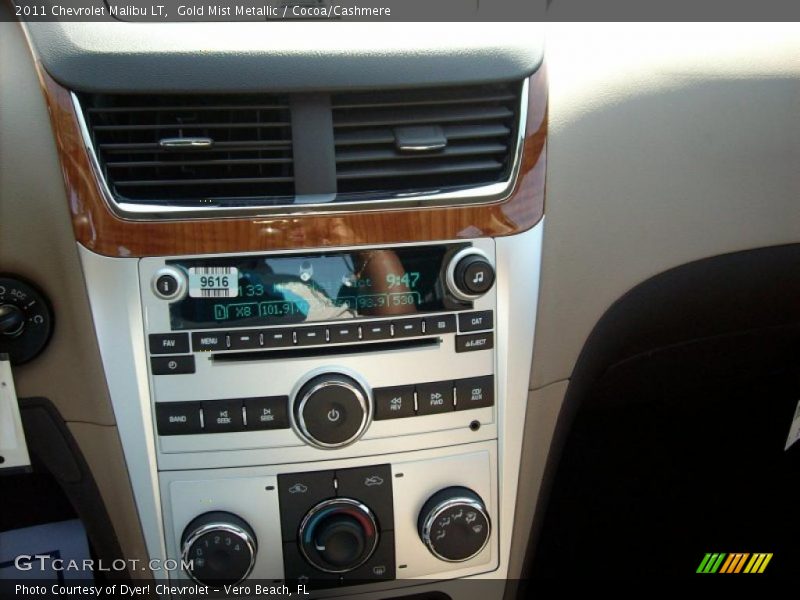 Gold Mist Metallic / Cocoa/Cashmere 2011 Chevrolet Malibu LT