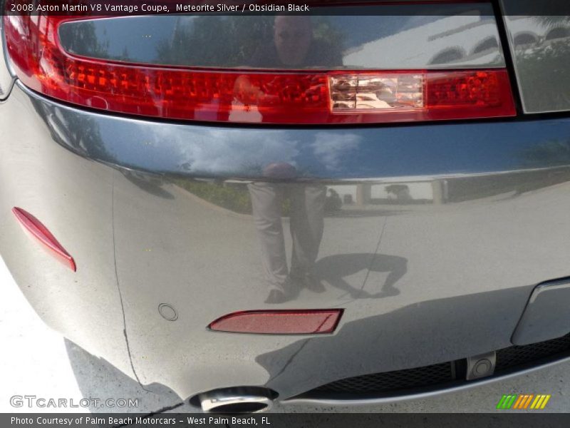 Meteorite Silver / Obsidian Black 2008 Aston Martin V8 Vantage Coupe