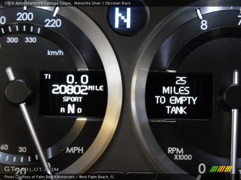 Meteorite Silver / Obsidian Black 2008 Aston Martin V8 Vantage Coupe