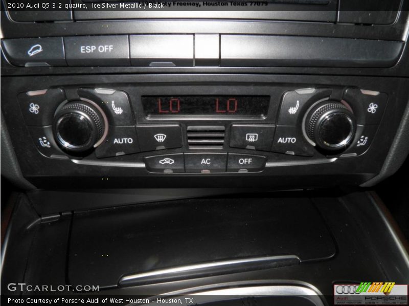 Ice Silver Metallic / Black 2010 Audi Q5 3.2 quattro