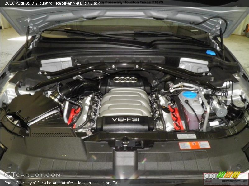 Ice Silver Metallic / Black 2010 Audi Q5 3.2 quattro