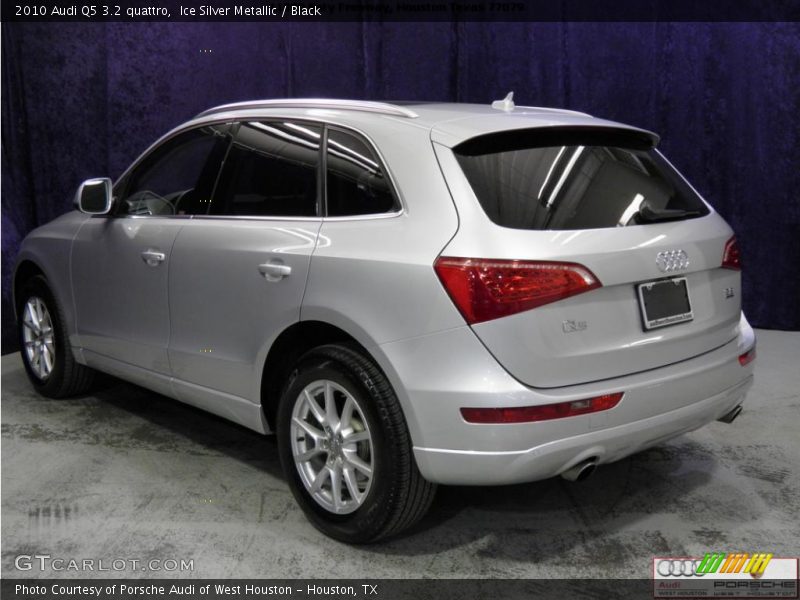 Ice Silver Metallic / Black 2010 Audi Q5 3.2 quattro