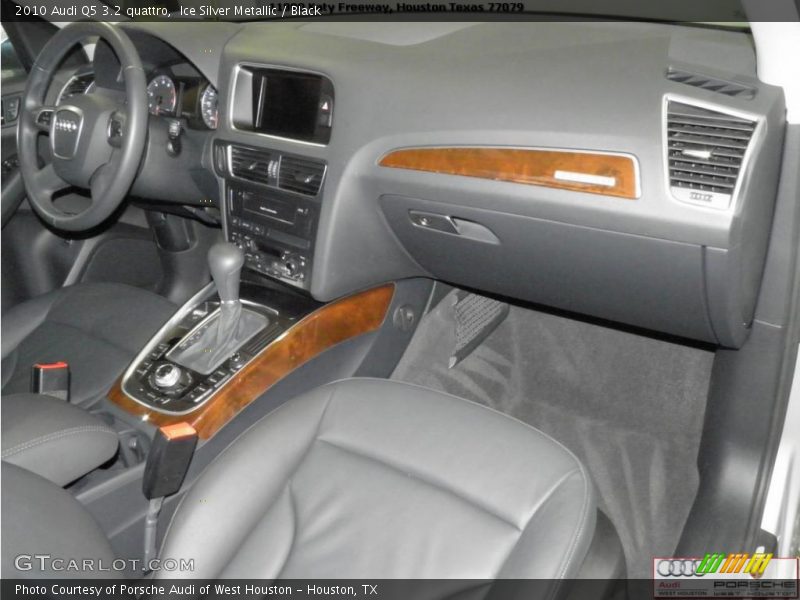 Ice Silver Metallic / Black 2010 Audi Q5 3.2 quattro