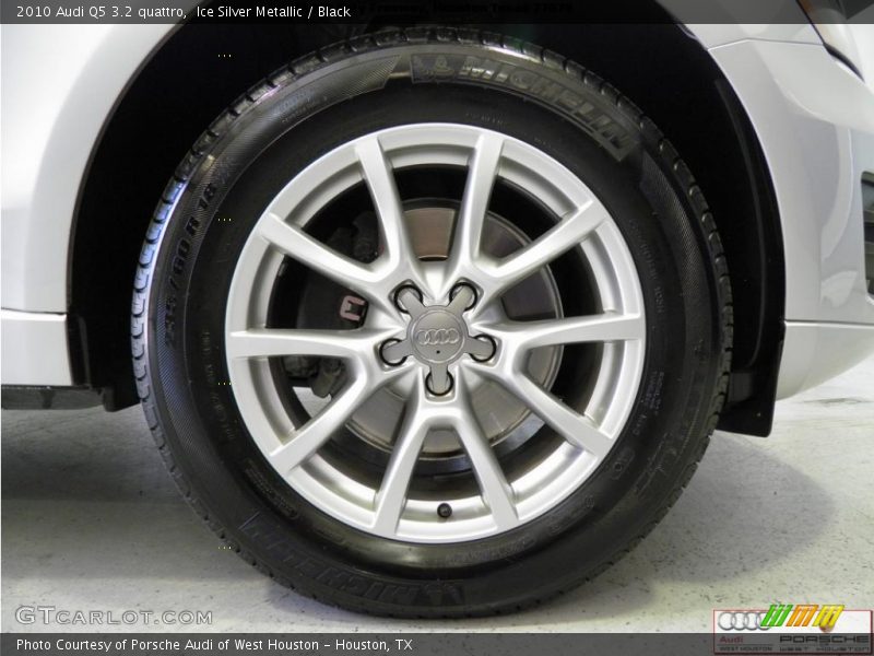 Ice Silver Metallic / Black 2010 Audi Q5 3.2 quattro