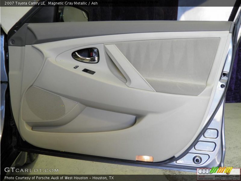 Magnetic Gray Metallic / Ash 2007 Toyota Camry LE