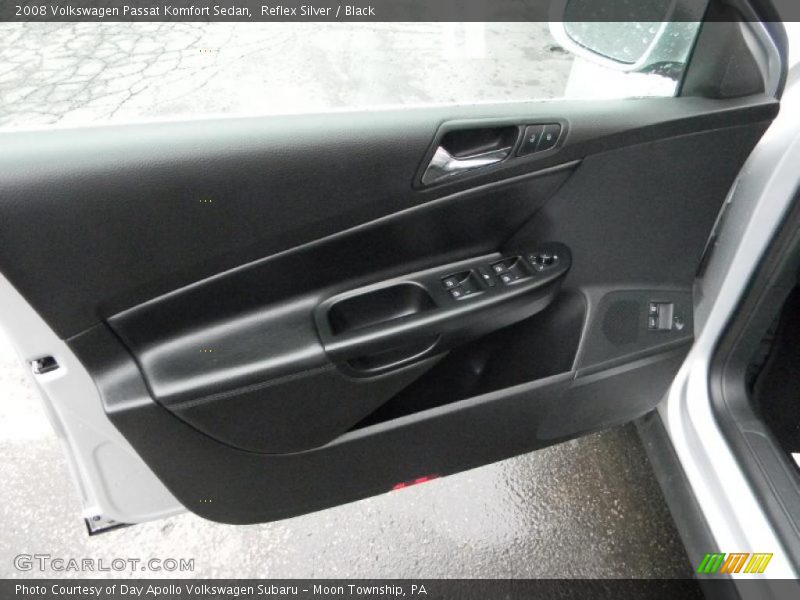 Reflex Silver / Black 2008 Volkswagen Passat Komfort Sedan