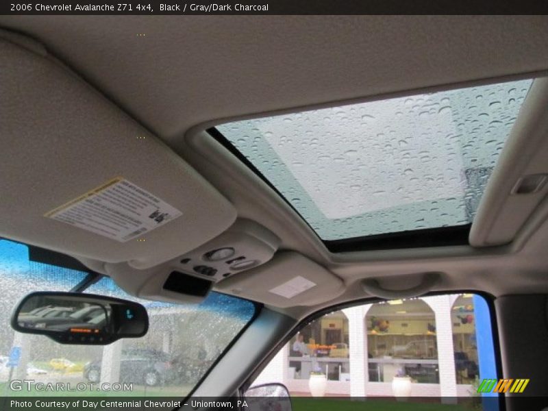 Black / Gray/Dark Charcoal 2006 Chevrolet Avalanche Z71 4x4