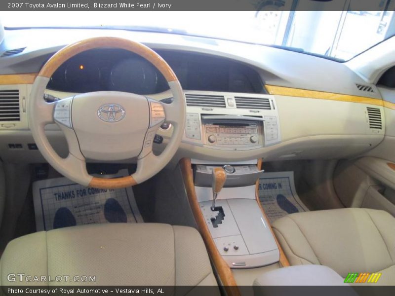 Blizzard White Pearl / Ivory 2007 Toyota Avalon Limited