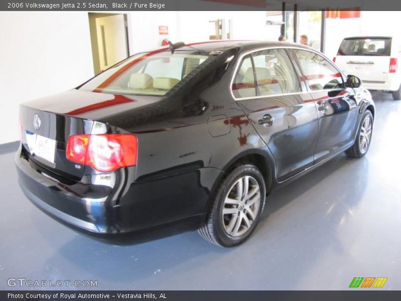 Black / Pure Beige 2006 Volkswagen Jetta 2.5 Sedan