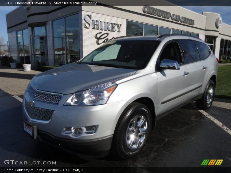 Silver Ice Metallic / Ebony 2010 Chevrolet Traverse LS