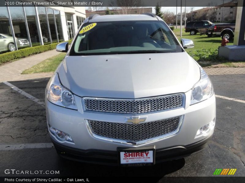Silver Ice Metallic / Ebony 2010 Chevrolet Traverse LS