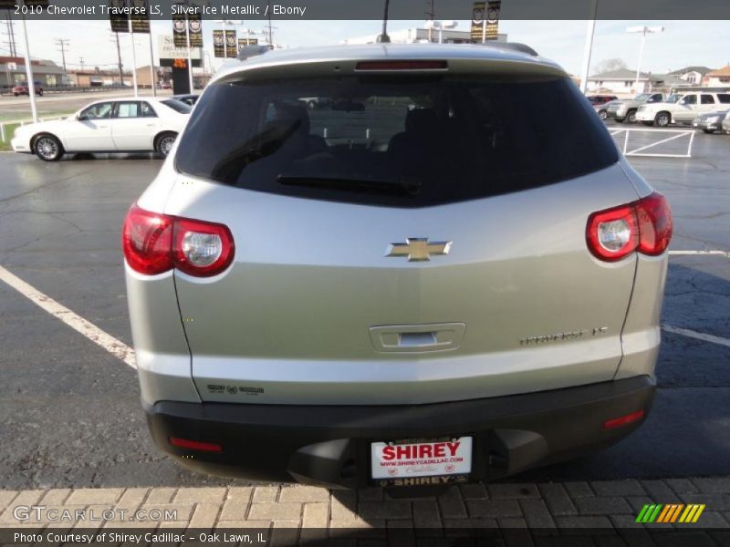 Silver Ice Metallic / Ebony 2010 Chevrolet Traverse LS