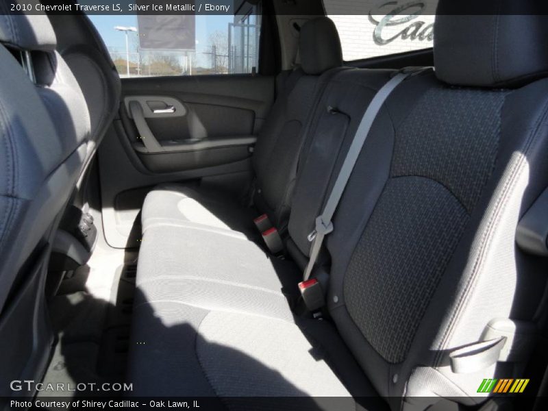 Silver Ice Metallic / Ebony 2010 Chevrolet Traverse LS