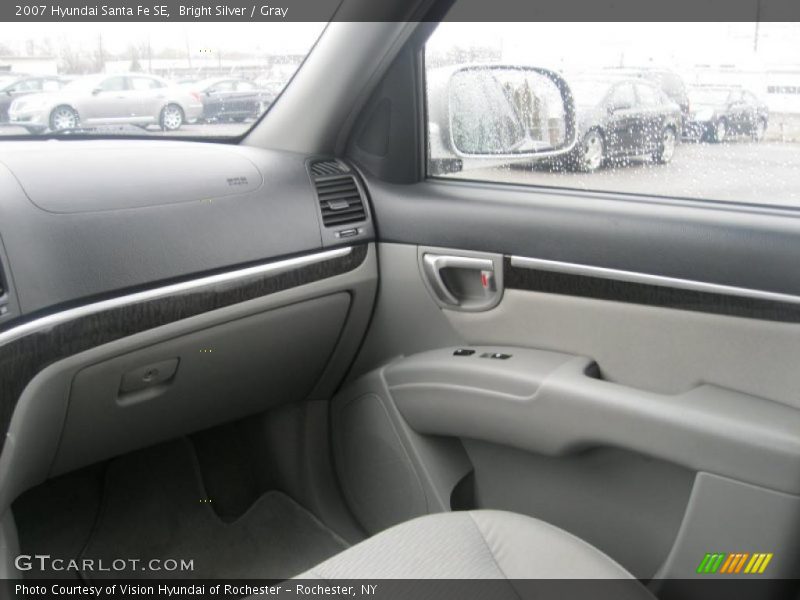 Bright Silver / Gray 2007 Hyundai Santa Fe SE