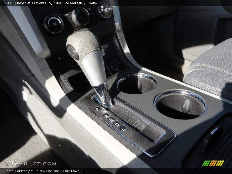 Silver Ice Metallic / Ebony 2010 Chevrolet Traverse LS