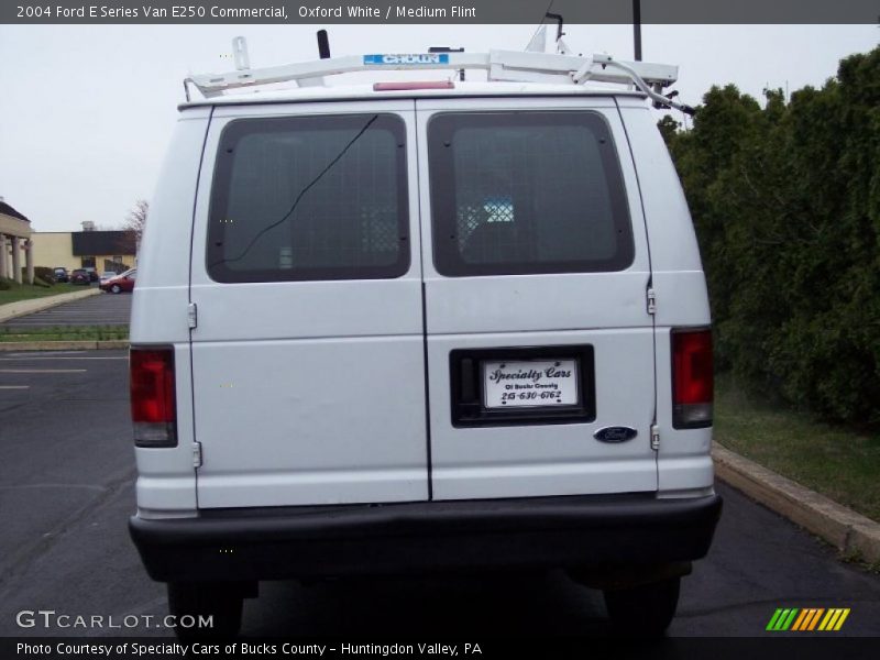 Oxford White / Medium Flint 2004 Ford E Series Van E250 Commercial