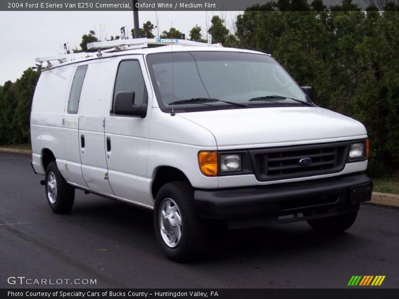 Oxford White / Medium Flint 2004 Ford E Series Van E250 Commercial