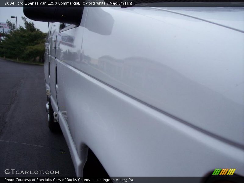 Oxford White / Medium Flint 2004 Ford E Series Van E250 Commercial