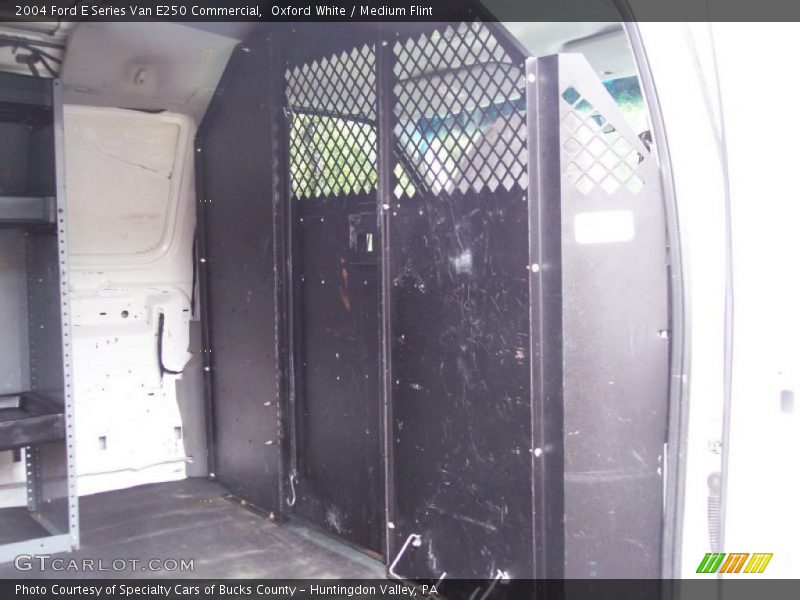 Oxford White / Medium Flint 2004 Ford E Series Van E250 Commercial
