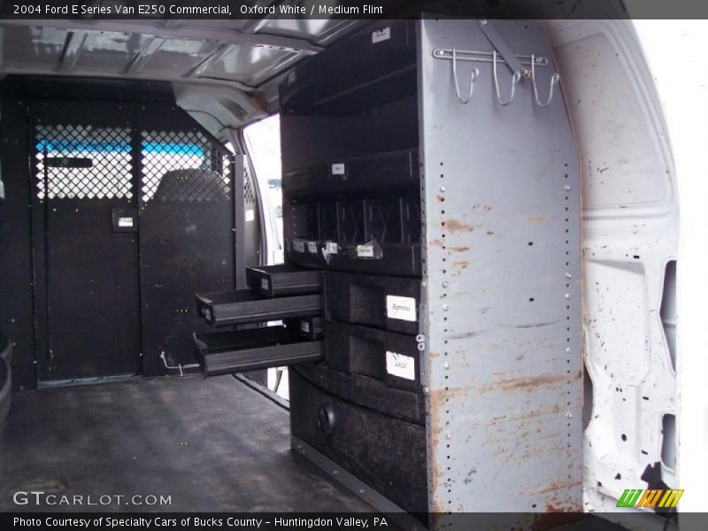 Oxford White / Medium Flint 2004 Ford E Series Van E250 Commercial