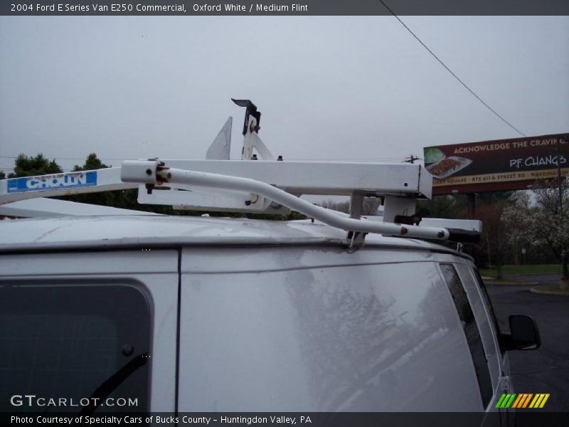 Oxford White / Medium Flint 2004 Ford E Series Van E250 Commercial