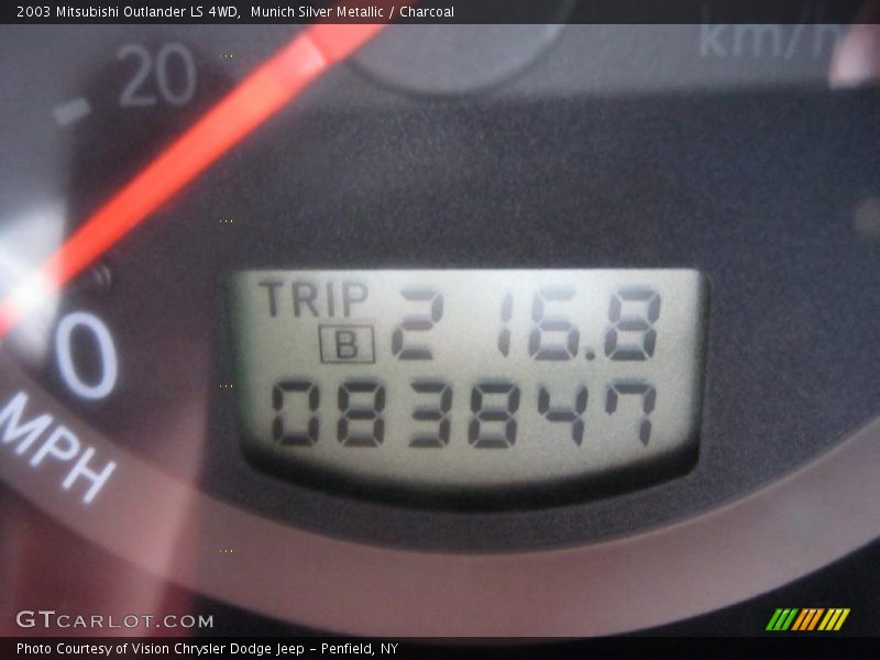Munich Silver Metallic / Charcoal 2003 Mitsubishi Outlander LS 4WD