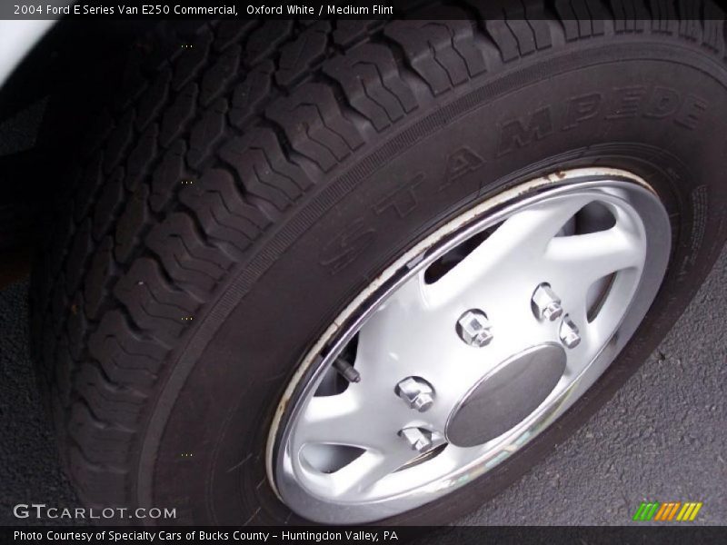 Oxford White / Medium Flint 2004 Ford E Series Van E250 Commercial