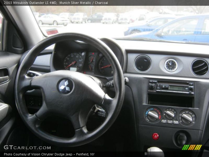 Munich Silver Metallic / Charcoal 2003 Mitsubishi Outlander LS 4WD