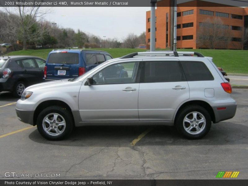 Munich Silver Metallic / Charcoal 2003 Mitsubishi Outlander LS 4WD