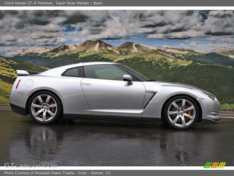  2009 GT-R Premium Super Silver Metallic