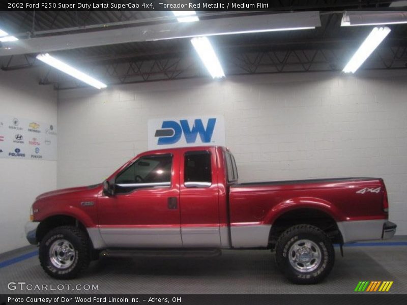 Toreador Red Metallic / Medium Flint 2002 Ford F250 Super Duty Lariat SuperCab 4x4