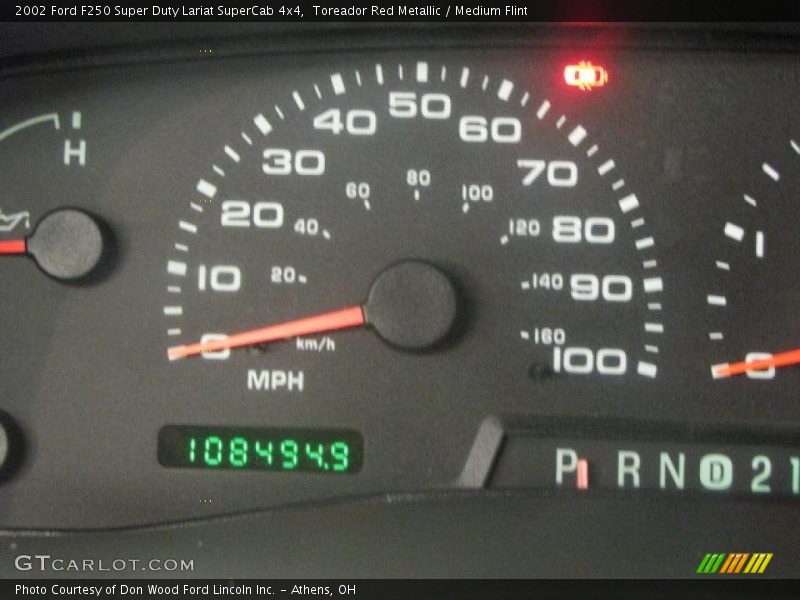 Toreador Red Metallic / Medium Flint 2002 Ford F250 Super Duty Lariat SuperCab 4x4