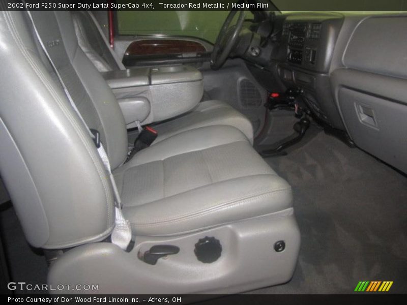 Toreador Red Metallic / Medium Flint 2002 Ford F250 Super Duty Lariat SuperCab 4x4