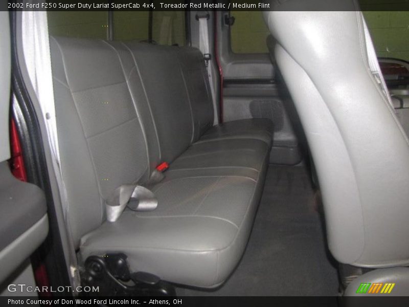Toreador Red Metallic / Medium Flint 2002 Ford F250 Super Duty Lariat SuperCab 4x4