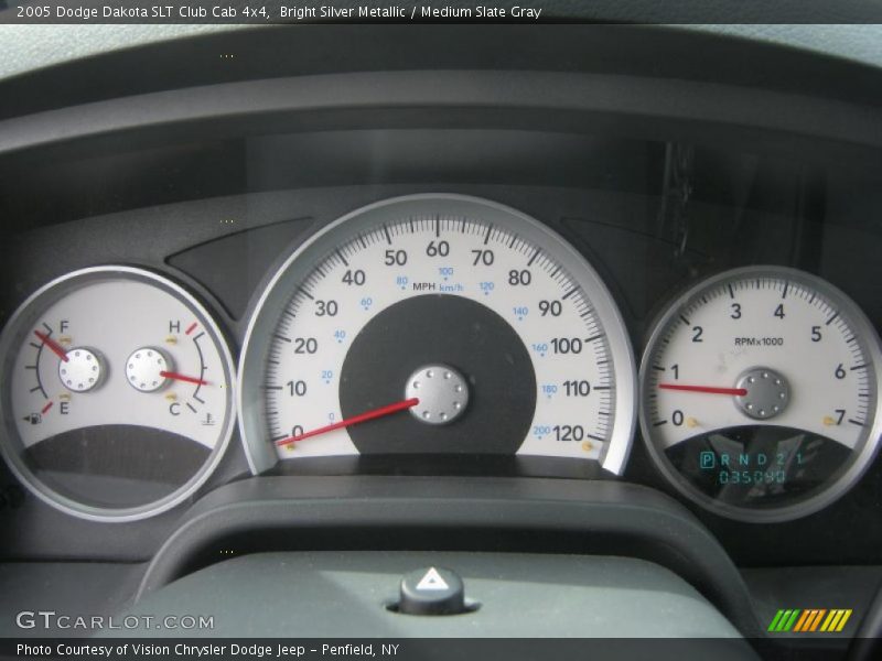  2005 Dakota SLT Club Cab 4x4 SLT Club Cab 4x4 Gauges