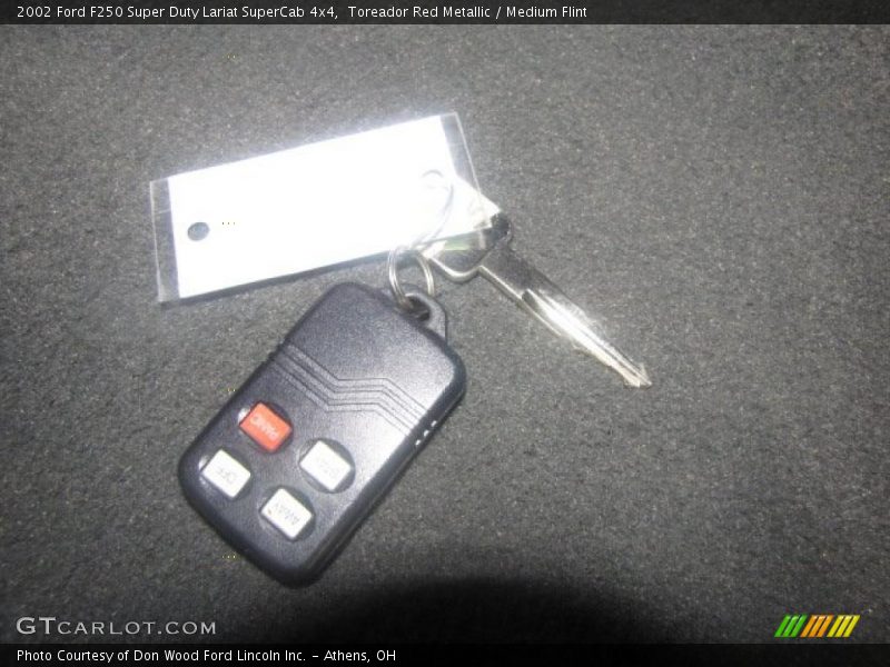 Toreador Red Metallic / Medium Flint 2002 Ford F250 Super Duty Lariat SuperCab 4x4