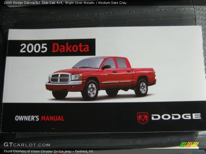 Bright Silver Metallic / Medium Slate Gray 2005 Dodge Dakota SLT Club Cab 4x4