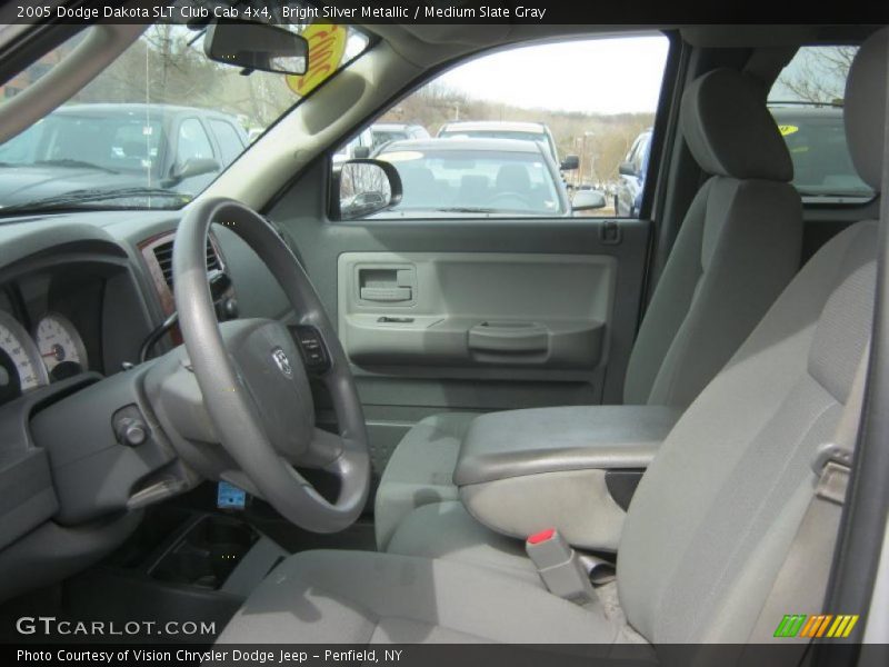 Bright Silver Metallic / Medium Slate Gray 2005 Dodge Dakota SLT Club Cab 4x4