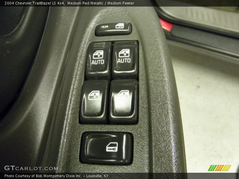 Medium Red Metallic / Medium Pewter 2004 Chevrolet TrailBlazer LS 4x4