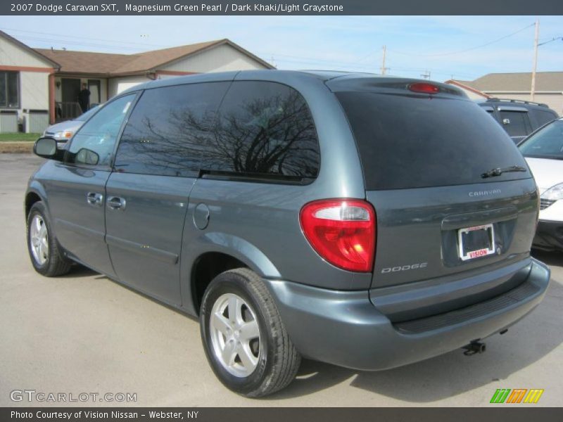  2007 Caravan SXT Magnesium Green Pearl