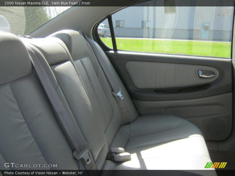 Satin Blue Pearl / Frost 2000 Nissan Maxima GLE