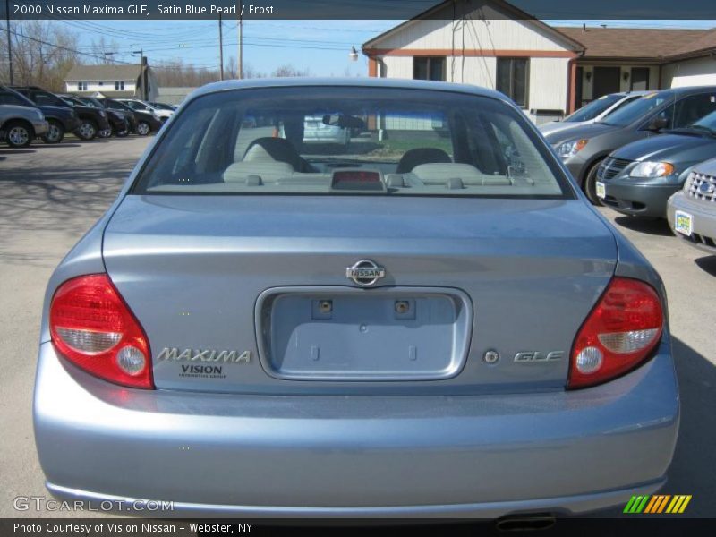 Satin Blue Pearl / Frost 2000 Nissan Maxima GLE